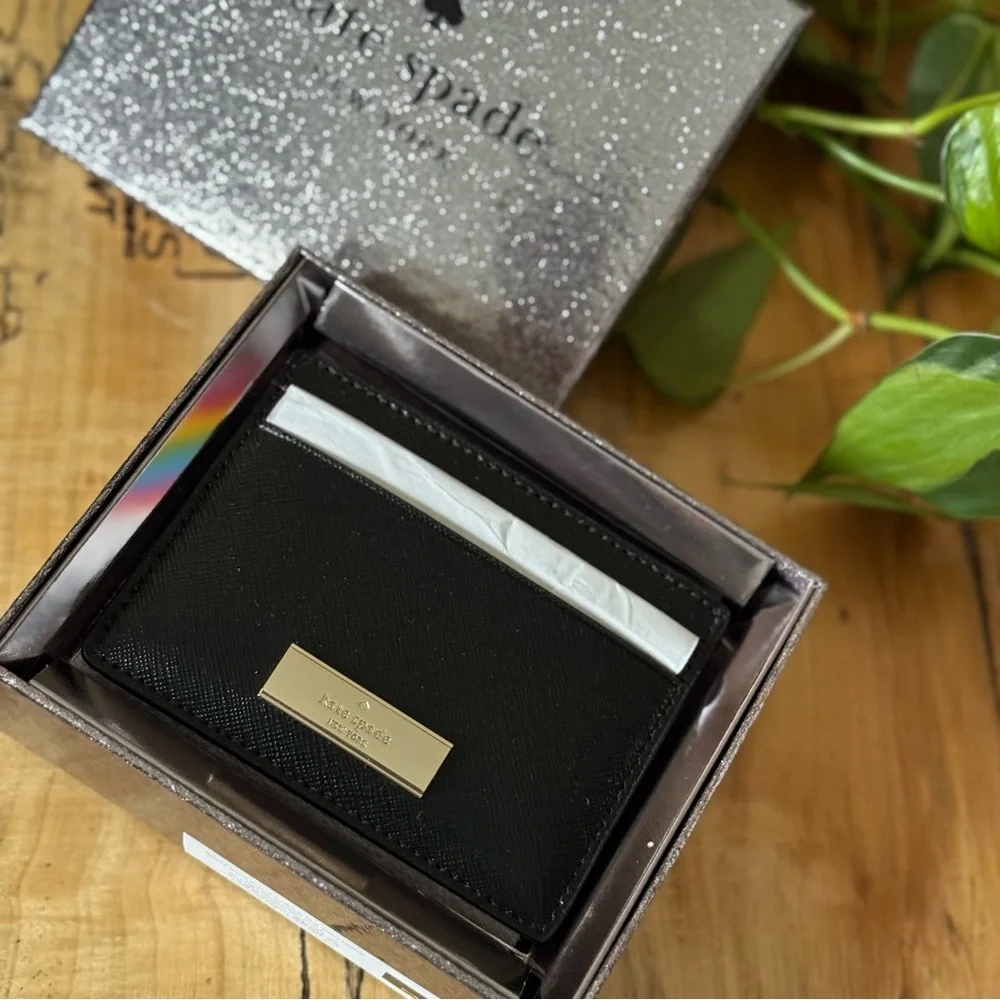 NIB ♠️ Kate Spade ♠️ Kenzie Saffiano Patent Slim Cardholder - Black and Gold